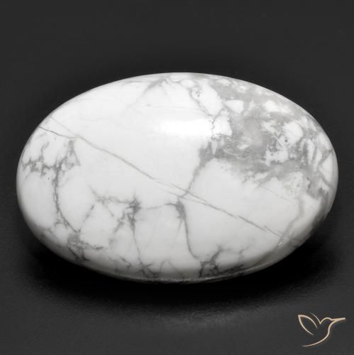 31.05ct Naturel Blanc grisâtre Howlite, ovale, Opaque