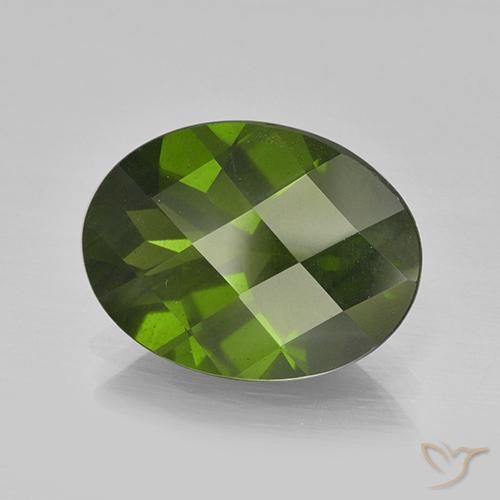 Idocrase Vert algues marines naturelle ovale, 6.65 ct, VS