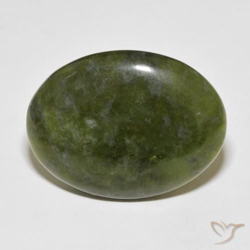 47.13ct Naturel Vert chaud Idocrase, ovale, Opaque