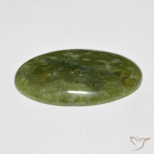Idocrase Vert terre naturelle ovale, 38.90 ct, Opaque