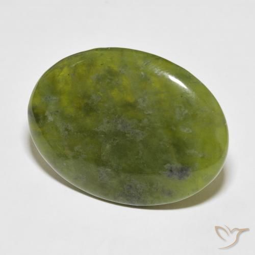 Idocrase Vert chaud naturelle ovale, 39.43 ct, Opaque