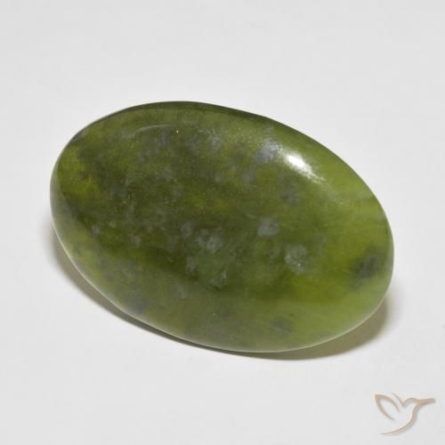 Idocrase Vert terre naturelle ovale, 35.26 ct, Opaque