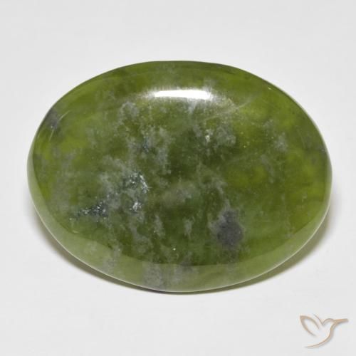 33.41ct Naturel Vert chaud Idocrase, ovale, Opaque
