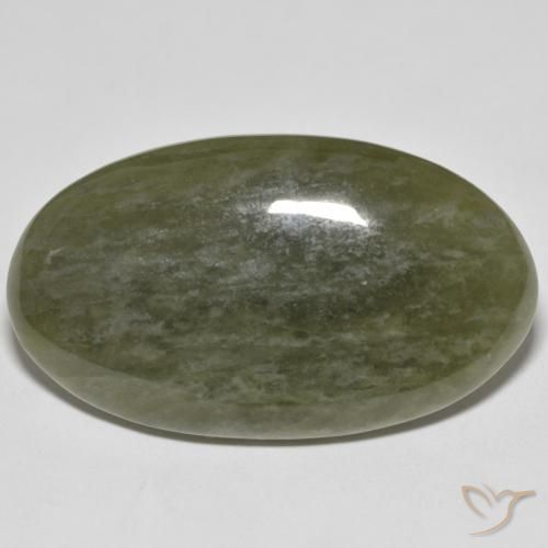 44.46ct Naturel Vert foncé Idocrase, ovale, Opaque