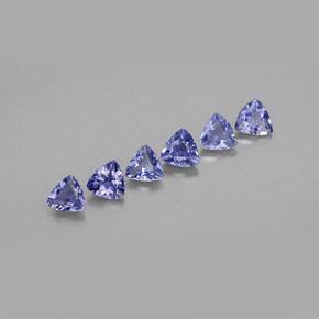 Achetez naturel ct bleue iolite gems, trillion, en provenance madagascar chez gemselect. en stock, livraison internationale!