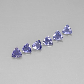 Achetez naturel ct Violet Bleu Iolite gems, Trillion, En provenance Madagascar chez GemSelect. En stock, livraison internationale!