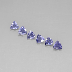 Achetez naturel ct Violet Bleu Iolite gems, Trillion, En provenance Madagascar chez GemSelect. En stock, livraison internationale!