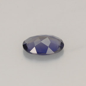 Iolite violet naturelle coupe ovale, 0,56 ct, VS