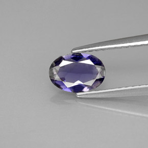 Iolite Violet naturelle Coupe ovale, 0.48 ct, VS