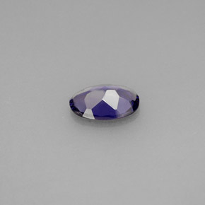 Iolite Violet naturelle Coupe ovale, 0.48 ct, VS