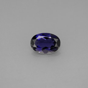 Iolite violet naturelle coupe ovale, 0,53 ct, VS