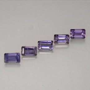 Achetez naturel ct violet iolite gems, taille émeraude, en provenance madagascar chez gemselect. en stock, livraison internationale!