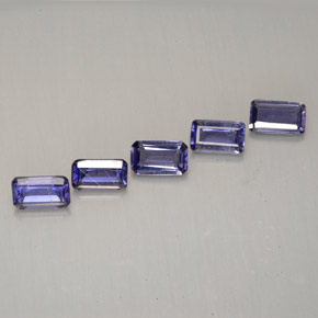 Achetez naturel ct violet iolite gems, taille émeraude, en provenance madagascar chez gemselect. en stock, livraison internationale!