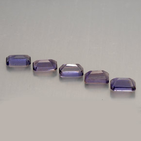 Achetez naturel 1,34ct violet iolite gems, taille émeraude, en provenance madagascar chez gemselect. en stock, livraison internationale!