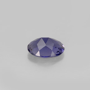 Iolite Violet naturelle Coupe ovale, 0.94 ct, VS