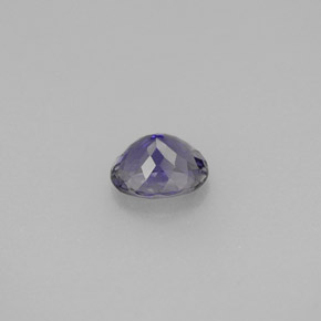 Iolite violet naturelle coupe ovale, 0,52 ct, VS