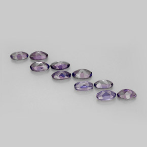 Achetez naturel ct Violet Bleu Iolite gems, Coupe ovale, En provenance Madagascar chez GemSelect. En stock, livraison internationale!