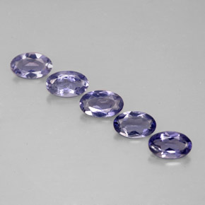 Achetez naturel ct Violet Bleu Iolite gems, Coupe ovale, En provenance Madagascar chez GemSelect. En stock, livraison internationale!