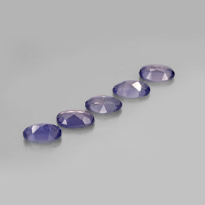 Achetez naturel ct Violet Bleu Iolite gems, Coupe ovale, En provenance Madagascar chez GemSelect. En stock, livraison internationale!