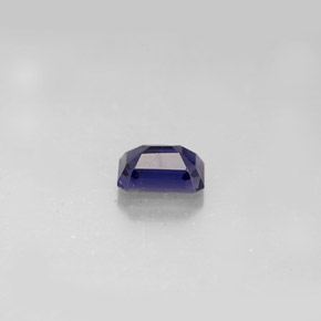 Iolite bleue naturelle taille émeraude, 0,57 ct, VS