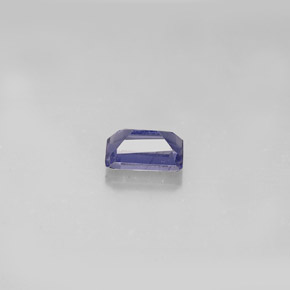 Iolite bleue naturelle taille émeraude, 0,57 ct, VS