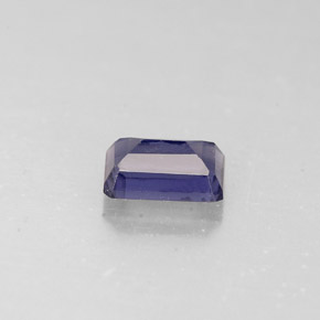 Iolite bleue naturelle taille émeraude, 0,49 ct, VS
