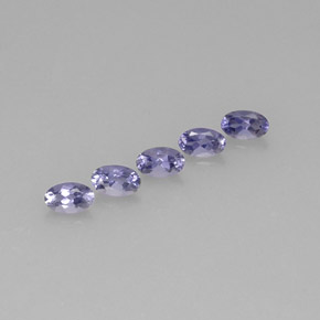 Achetez naturel ct Violet Bleu Iolite gems, Coupe ovale, En provenance Madagascar chez GemSelect. En stock, livraison internationale!