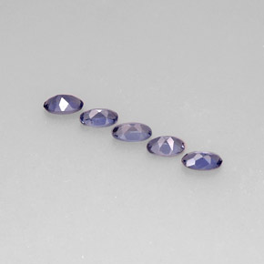 Achetez naturel ct Violet Bleu Iolite gems, Coupe ovale, En provenance Madagascar chez GemSelect. En stock, livraison internationale!
