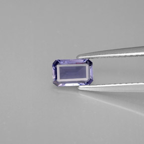 Iolite bleue naturelle taille émeraude, 0,39 ct, VS