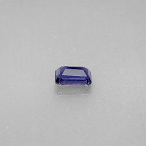 Iolite bleue naturelle taille émeraude, 0,33 ct, VS