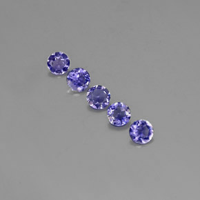 Achetez naturel ct Violet Iolite gems, Coupe roude, En provenance Madagascar chez GemSelect. En stock, livraison internationale!