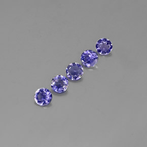 Achetez naturel ct Violet Iolite gems, Coupe roude, En provenance Madagascar chez GemSelect. En stock, livraison internationale!