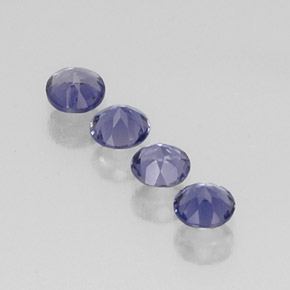 Achetez naturel ct Violet Bleu Iolite gems, Coupe roude, En provenance Madagascar chez GemSelect. En stock, livraison internationale!