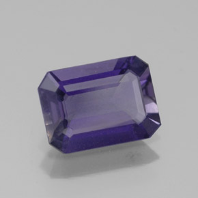 Iolite Violet Bleu naturelle Taille émeraude, 0.92 ct, VVS-VS