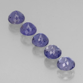 Achetez naturel ct Violet Bleu Iolite gems, Coupe roude, En provenance Madagascar chez GemSelect. En stock, livraison internationale!
