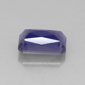 Iolite Violet Bleu naturelle Taille émeraude, 1.39 ct, VS