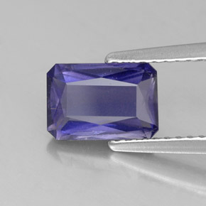 Iolite bleue naturelle taille émeraude, 1,35 ct, SI