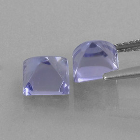 Achetez naturel ct Violet Bleu Iolite gems, Carré, En provenance Madagascar chez GemSelect. En stock, livraison internationale!
