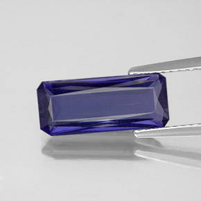 Iolite Violet Bleu naturelle Taille émeraude, 2.21 ct, VS-SI