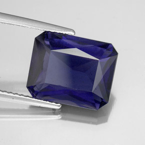 Iolite Violet Bleu naturelle Taille émeraude, 5.55 ct, VS-SI