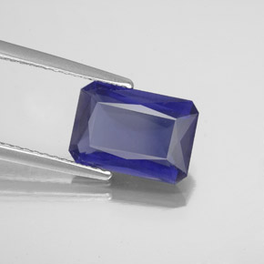 Iolite Violet Bleu naturelle Taille émeraude, 2.37 ct, VS