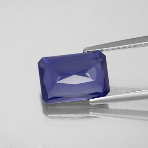 Iolite Violet Bleu naturelle Taille émeraude, 2.37 ct, VS