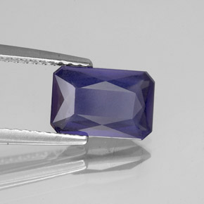 Iolite bleue naturelle taille émeraude, 1,36 ct, VS