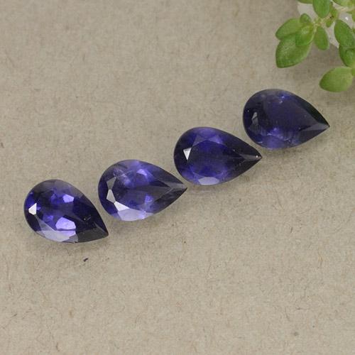 Achetez naturel 1.27ct Violet foncé Iolite gems, En forme de poire, En provenance Madagascar chez GemSelect. En stock, livraison internationale!