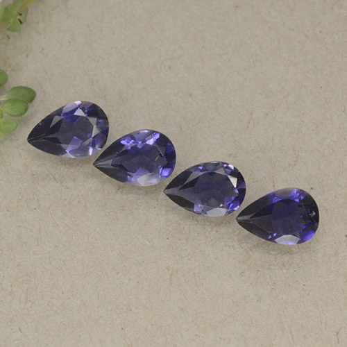 Achetez naturel 1,26ct violet iolite gems, en forme de poire, en provenance madagascar chez gemselect. en stock, livraison internationale!