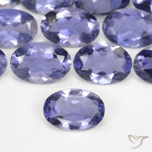 Iolite violet naturelle coupe ovale, 0,32 ct, VS