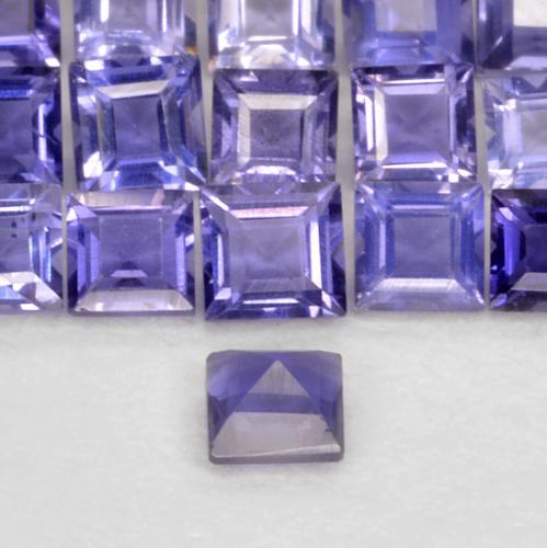 Iolite Pourpre bleuté foncé naturelle Carré, 0.05 ct, VS