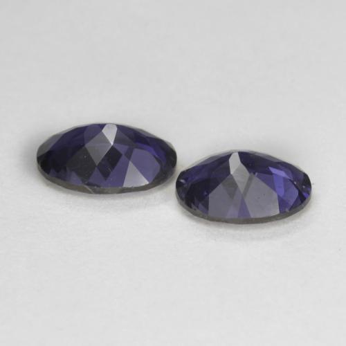 Achetez naturel 1.18ct Pourpre bleuté foncé Iolite gems, Coupe ovale, En provenance Madagascar chez GemSelect. En stock, livraison internationale!