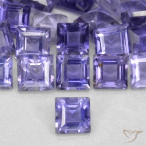 0.08ct Naturel Violet intense iolite, Carré, VS