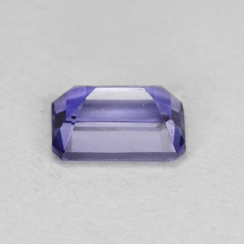 Iolite violet naturelle taille émeraude, 0,56 ct, VS